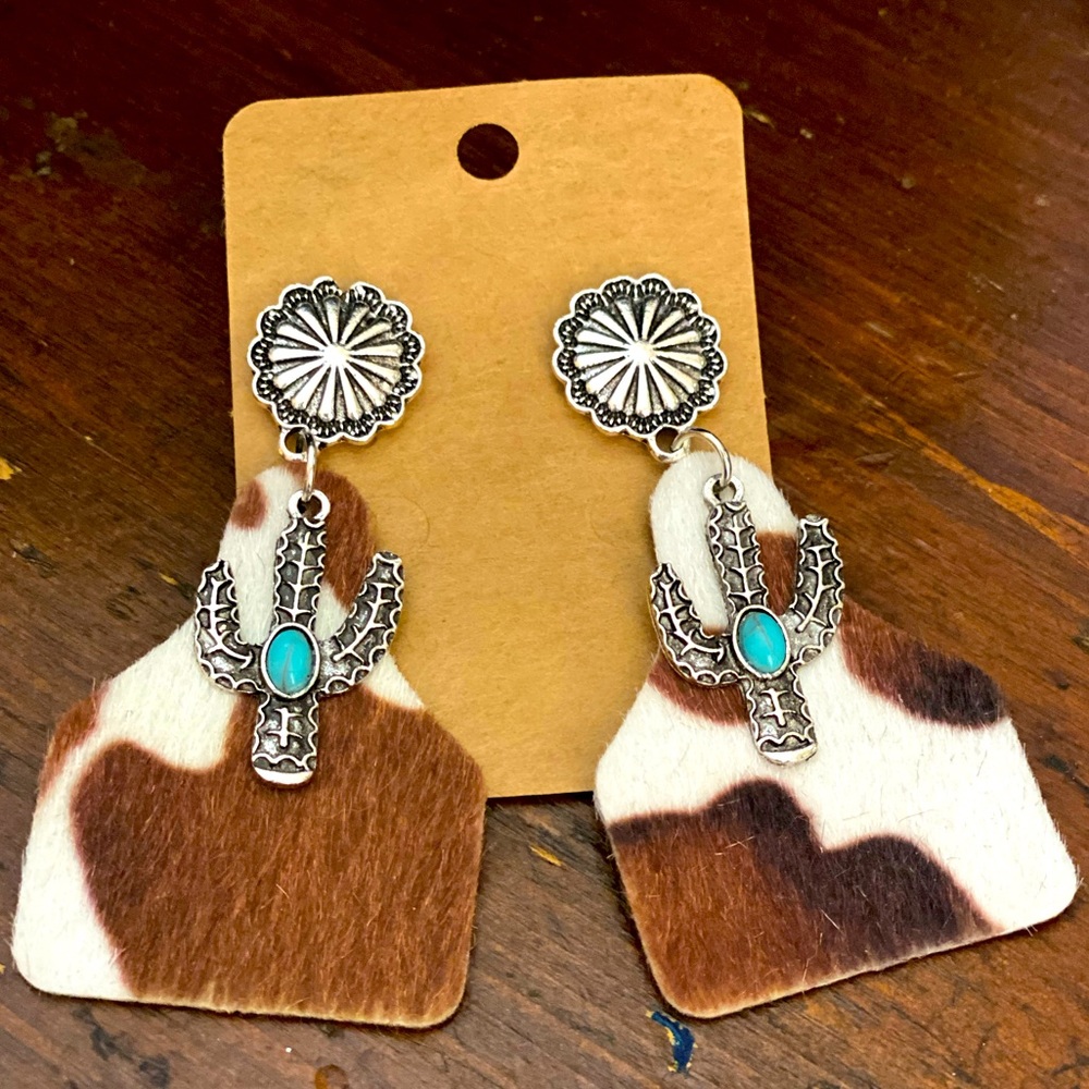 Cowhide cactus earrings ~ New